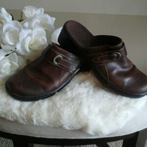 Clark's‎ Mules/Cloggs
